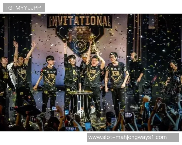 S15LOL赛事中RNG比赛经验引发热议与争议的深度分析